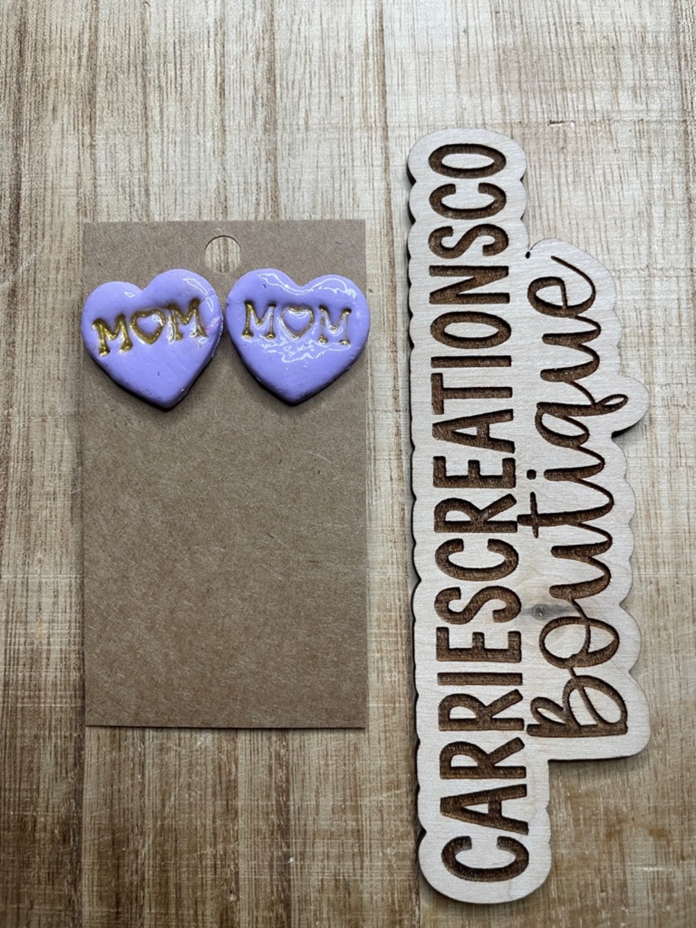 Lavender 'MOM' Heart Stud Earrings